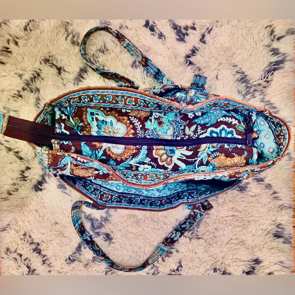 Vera Bradley Diaper Baby Bag *BEST SELLER* **JUST AS NEW!!🎁💙**